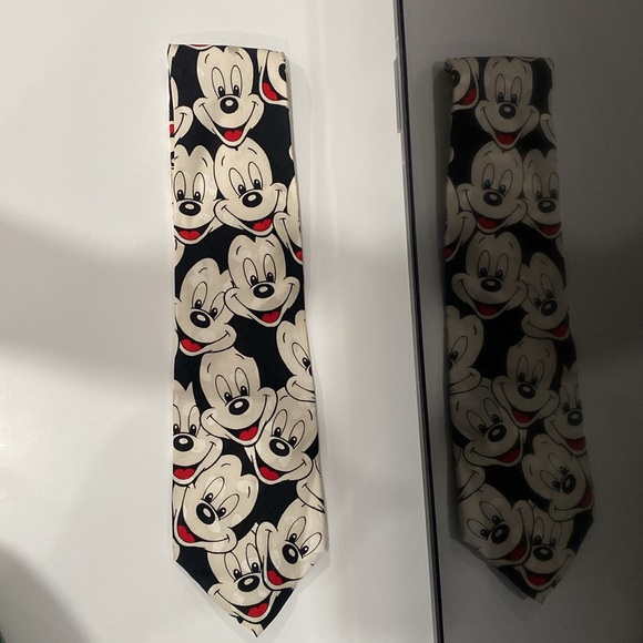 Vintage Mickey Mouse Silk Tie - Picture 3 of 8